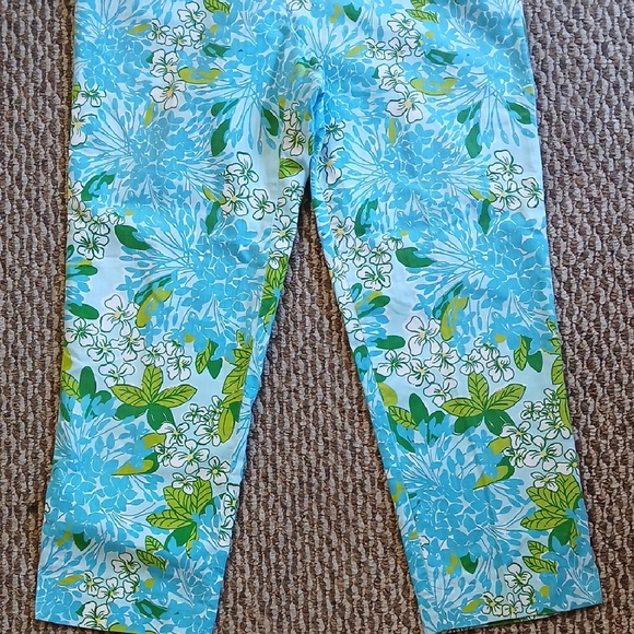 Lilly Pulitzer Blue and Green Tropical Pants Inseam 25 Length 35 - Picture 5 of 7
